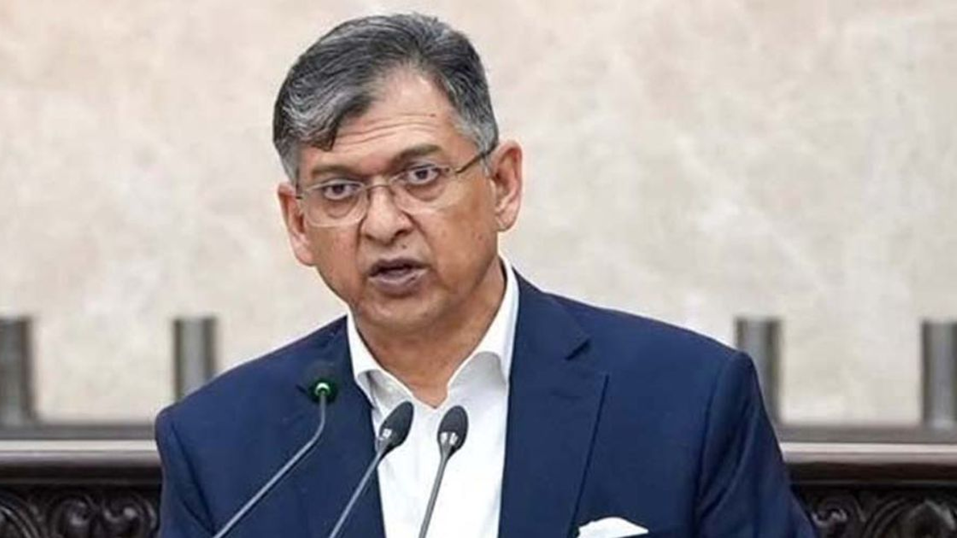 ‘আওয়ামী লীগের রাজনৈতিক অধ্যায় শেষ’, দাবি স্বরাষ্ট্রমন্ত্রীর